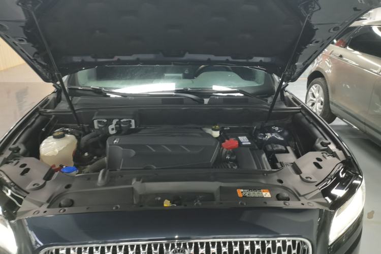 Used Lincoln Nautilus 2021 2.7T Four-Wheel Drive Prestige Edition Engine Bay