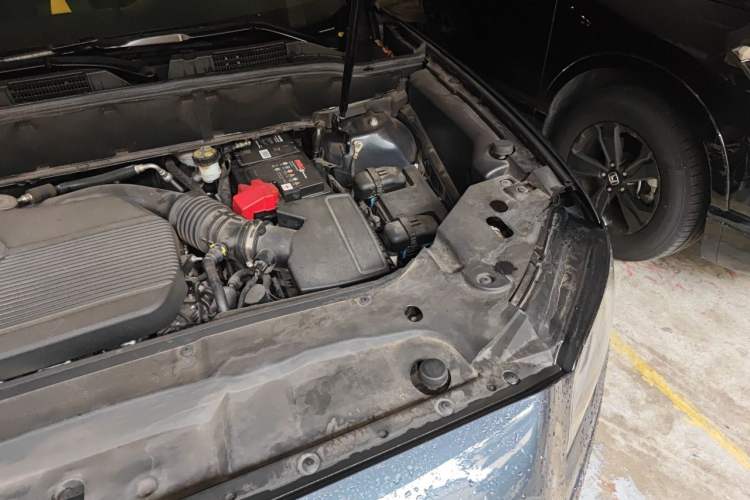 Used Lincoln Nautilus 2021 2.0T Four-Wheel Drive Luxury Edition Engine Bay Left