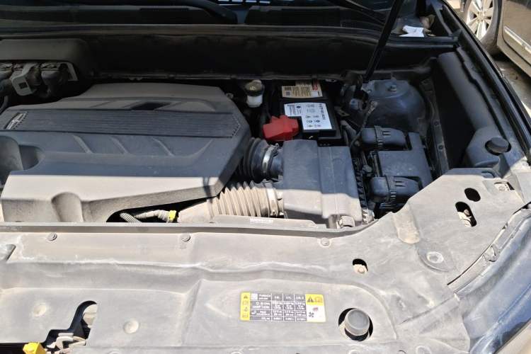 Used Lincoln Nautilus 2021 2.7T Four-Wheel Drive Prestige Edition Engine Bay Left