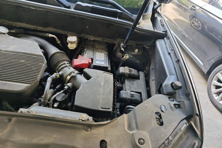 Used Lincoln Nautilus 2021 2.0T Four-Wheel Drive Luxury Edition Engine Bay Left