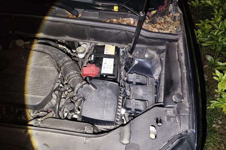 Used Lincoln Nautilus 2021 2.0T Four-Wheel Drive Luxury Edition Engine Bay Left