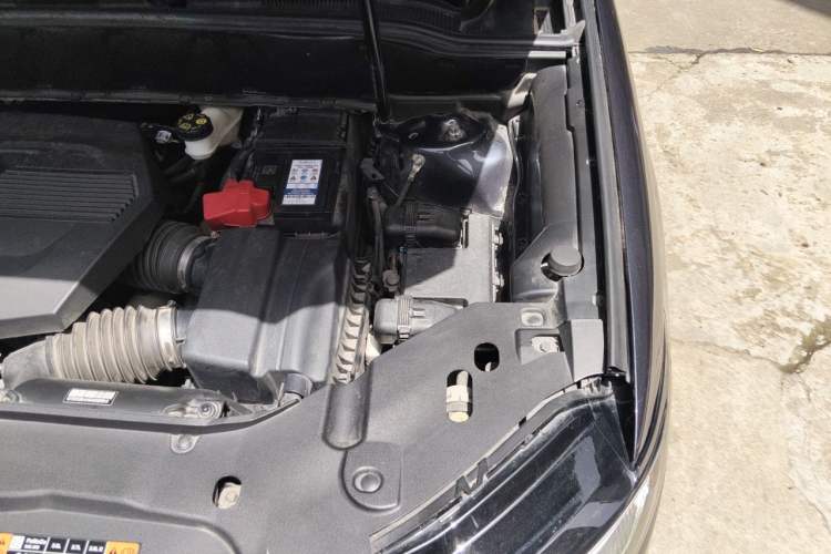 Used Lincoln Nautilus 2021 2.7T Four-Wheel Drive Prestige Edition Engine Bay Left