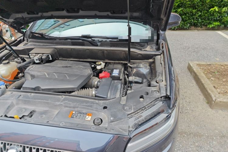 Used Lincoln Nautilus 2021 2.7T Four-Wheel Drive Prestige Edition Engine Bay Left