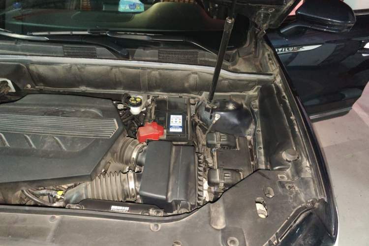 Used Lincoln Nautilus 2021 2.7T Four-Wheel Drive Prestige Edition Engine Bay Left