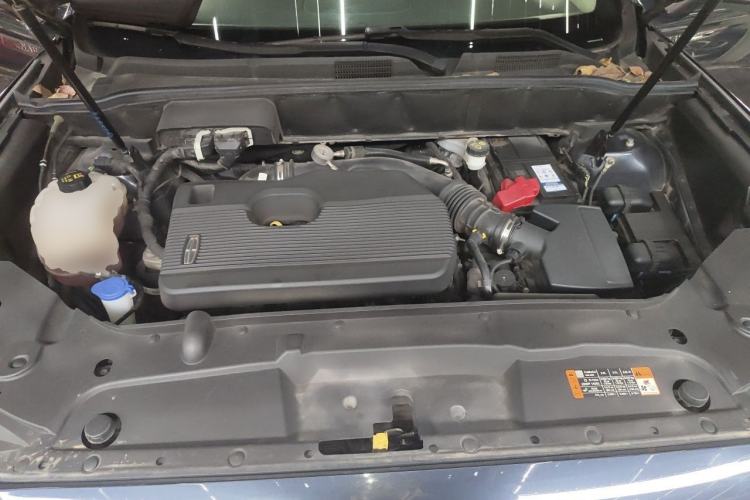 Used Lincoln Nautilus 2021 2.0T Four-Wheel Drive Luxury Edition Engine Bay