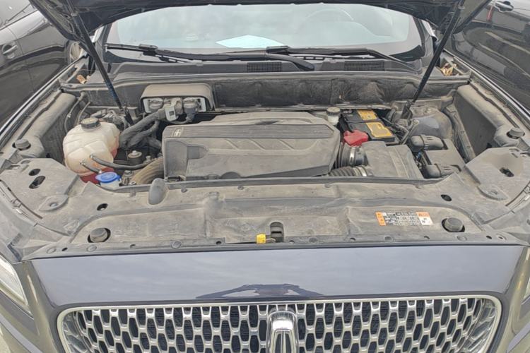 Used Lincoln Nautilus 2021 2.7T Four-Wheel Drive Prestige Edition Engine Bay