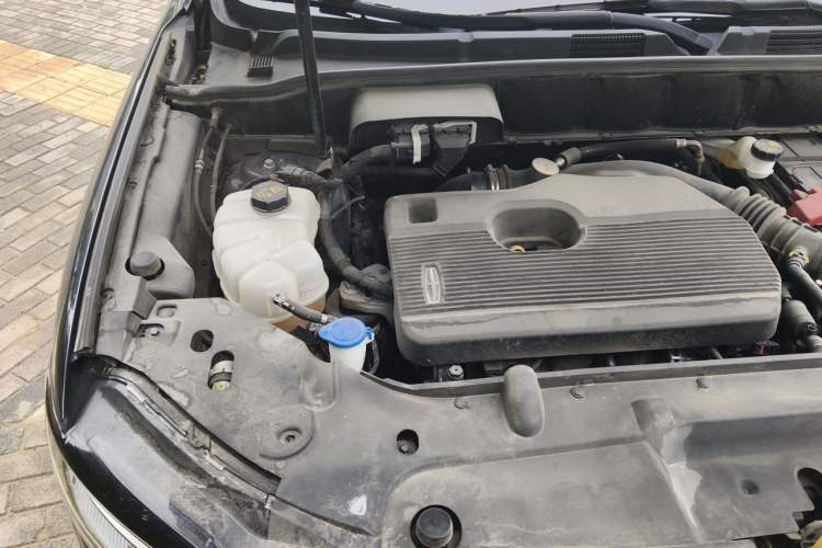 Used Lincoln Nautilus 2021 2.0T Four-Wheel Drive Luxury Edition Engine Bay Right