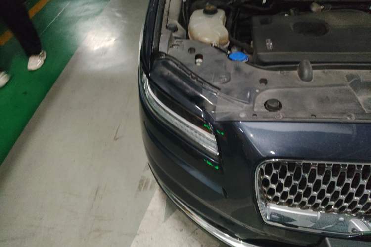 Used Lincoln Nautilus 2021 2.0T Four-Wheel Drive Luxury Edition Engine Bay Right