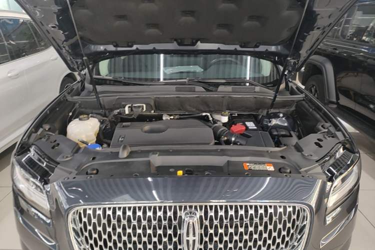 Used Lincoln Nautilus 2021 2.0T Four-Wheel Drive Luxury Edition Engine Bay