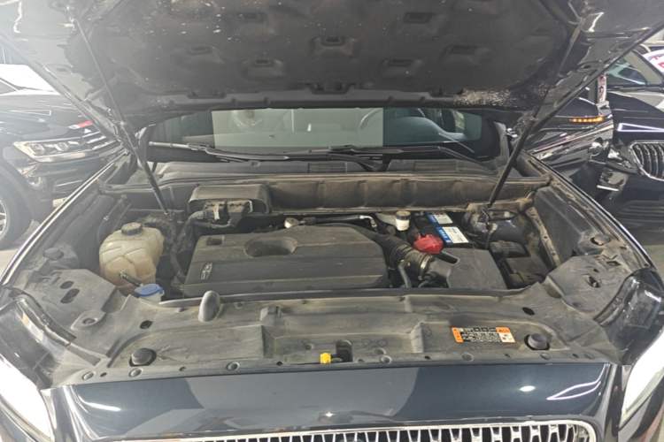 Used Lincoln Nautilus 2021 2.0T Four-Wheel Drive Luxury Edition Engine Bay