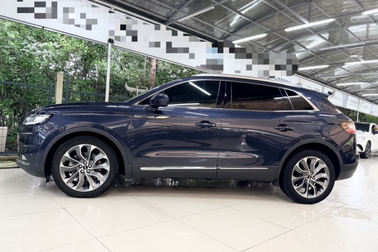 Used Lincoln Nautilus 2021 2.0T Four-Wheel Drive Luxury Edition Exterior 2