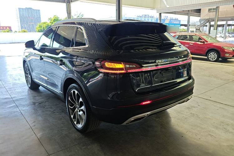 Used Lincoln Nautilus 2021 2.0T Four-Wheel Drive Luxury Edition Exterior 2