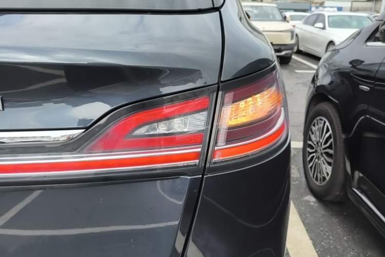 Used Lincoln Nautilus 2021 2.0T Four-Wheel Drive Luxury Edition Exterior 3