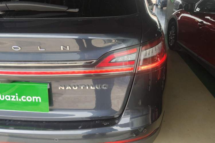 Used Lincoln Nautilus 2021 2.0T Four-Wheel Drive Luxury Edition Exterior 3
