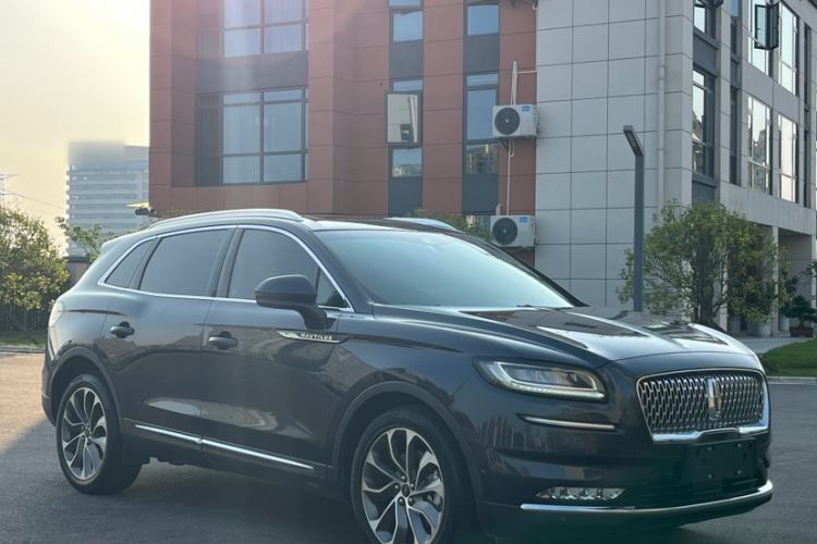 Used Lincoln Nautilus 2021 2.0T Four-Wheel Drive Luxury Edition Exterior 5