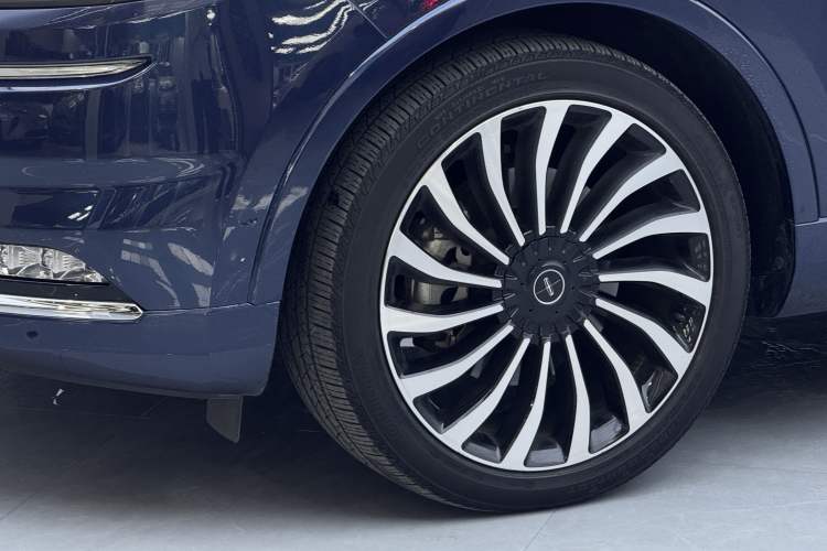Used Lincoln Nautilus 2021 2.7T Four-Wheel-Drive Presidential Edition Exterior 5