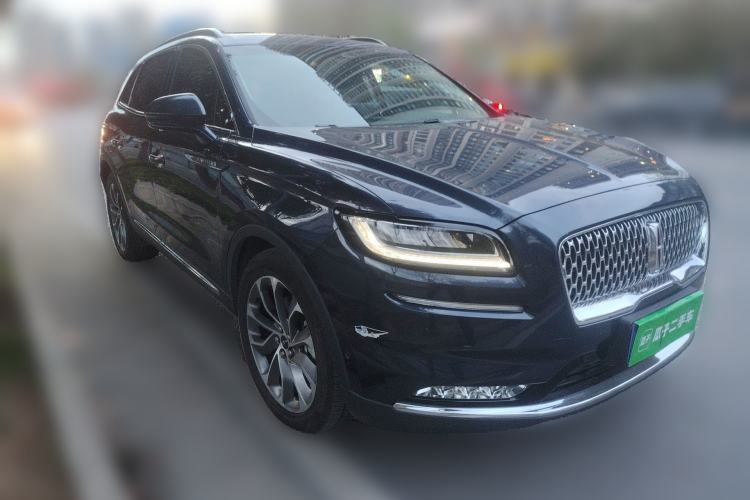 Used Lincoln Nautilus 2021 2.0T Four-Wheel Drive Luxury Edition Front Right 45 Deg