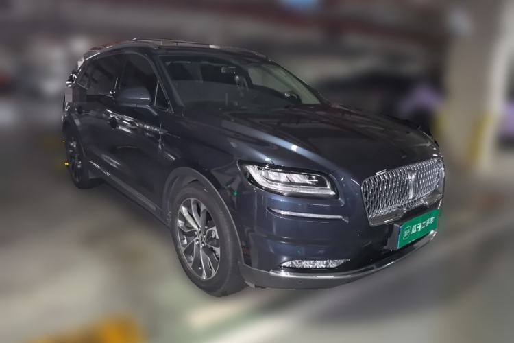 Used Lincoln Nautilus 2021 2.0T Four-Wheel Drive Luxury Edition Front Right 45 Deg