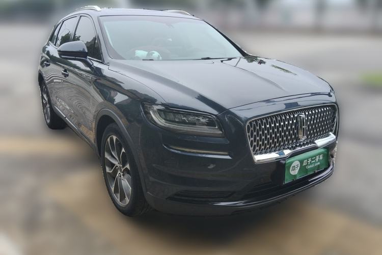 Used Lincoln Nautilus 2021 2.0T Four-Wheel Drive Luxury Edition Front Right 45 Deg