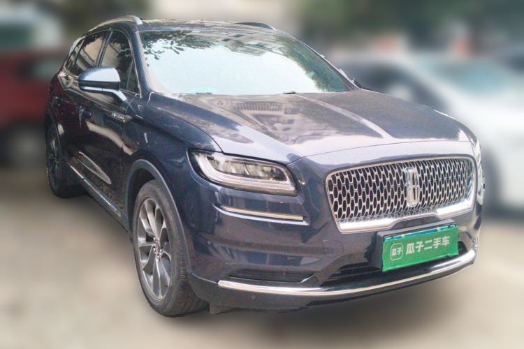 Used Lincoln Nautilus 2021 2.0T Four-Wheel Drive Luxury Edition Front Right 45 Deg