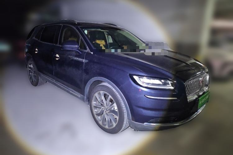 Used Lincoln Nautilus 2021 2.0T Four-Wheel Drive Luxury Edition Front Right 45 Deg