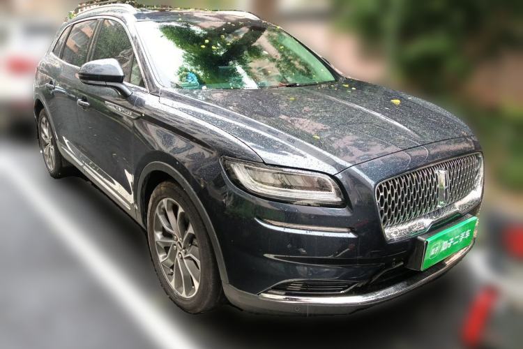 Used Lincoln Nautilus 2021 2.0T Four-Wheel Drive Luxury Edition Front Right 45 Deg