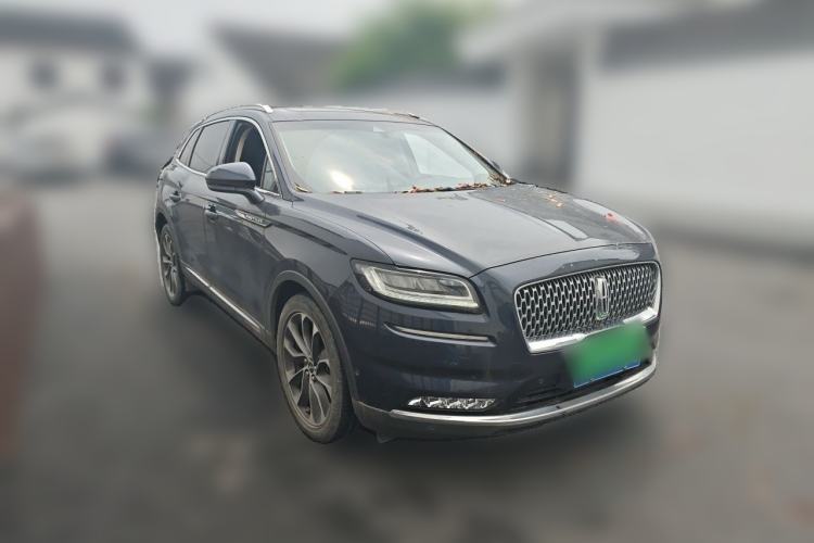 Used Lincoln Nautilus 2021 2.0T Four-Wheel Drive Luxury Edition Front Right 45 Deg