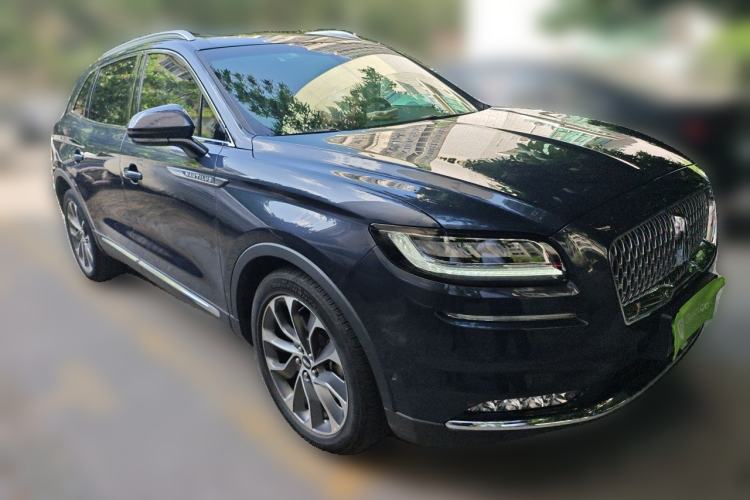 Used Lincoln Nautilus 2021 2.0T Four-Wheel Drive Luxury Edition Front Right 45 Deg