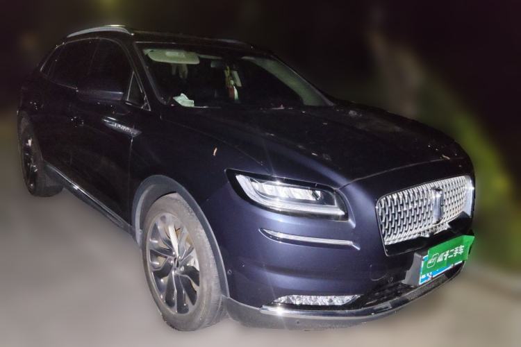 Used Lincoln Nautilus 2021 2.0T Four-Wheel Drive Luxury Edition Front Right 45 Deg