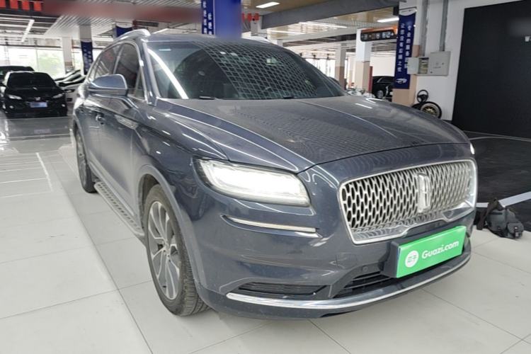 Used Lincoln Nautilus 2021 2.0T Four-Wheel Drive Luxury Edition Front Right 45 Deg