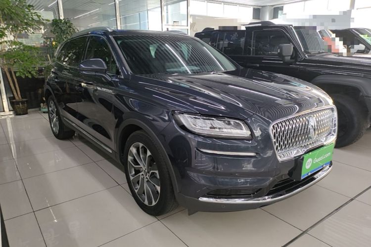 Used Lincoln Nautilus 2021 2.0T Four-Wheel Drive Luxury Edition Front Right 45 Deg