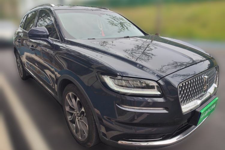 Used Lincoln Nautilus 2021 2.0T Four-Wheel Drive Luxury Edition Front Right 45 Deg