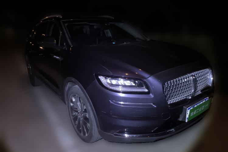 Used Lincoln Nautilus 2021 2.0T Four-Wheel Drive Luxury Edition Front Right 45 Deg