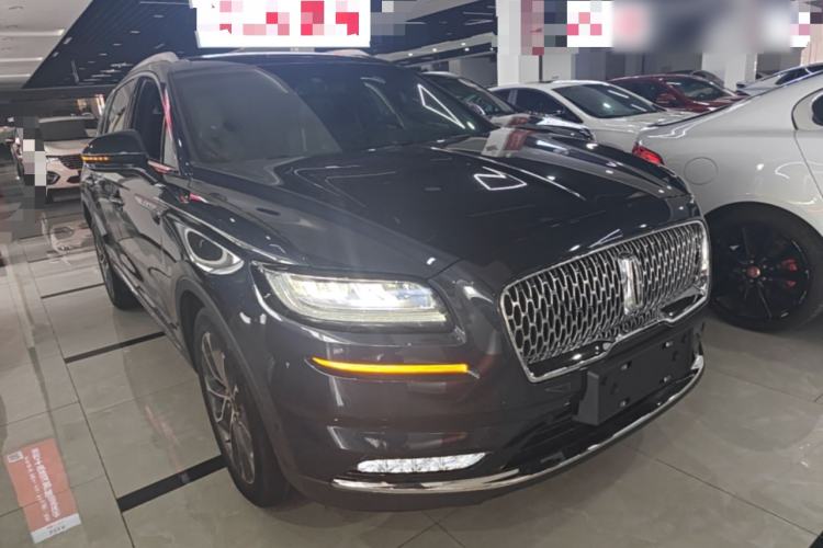 Used Lincoln Nautilus 2021 2.0T Four-Wheel Drive Luxury Edition Front Right 45 Deg