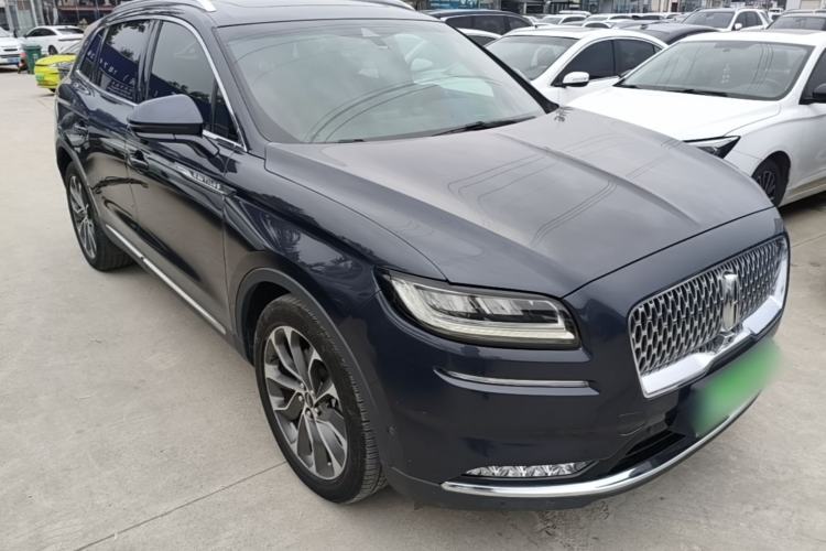 Used Lincoln Nautilus 2021 2.0T Four-Wheel Drive Luxury Edition Front Right 45 Deg