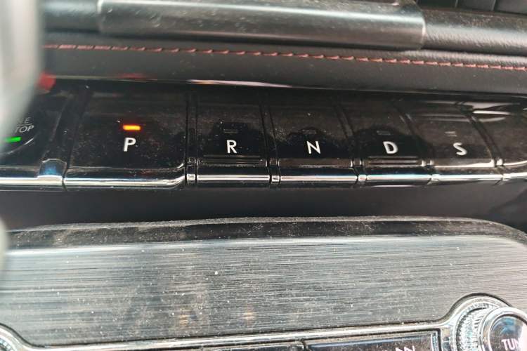 Used Lincoln Nautilus 2021 2.0T Four-Wheel Drive Luxury Edition Gear Lever