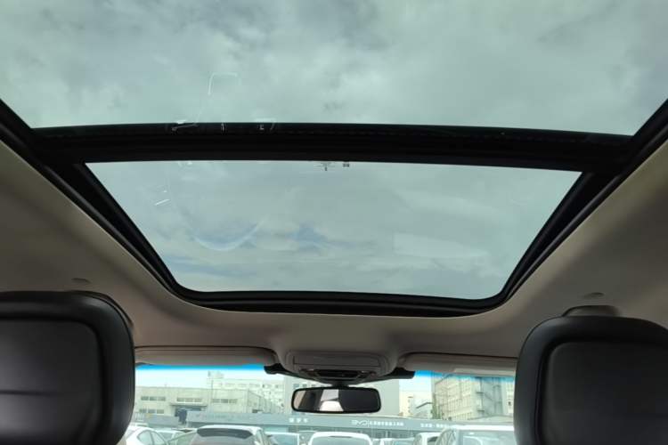Used Lincoln Nautilus 2021 2.0T Four-Wheel Drive Luxury Edition Headliner