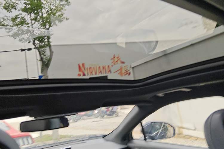 Used Lincoln Nautilus 2021 2.0T Four-Wheel Drive Luxury Edition Headliner