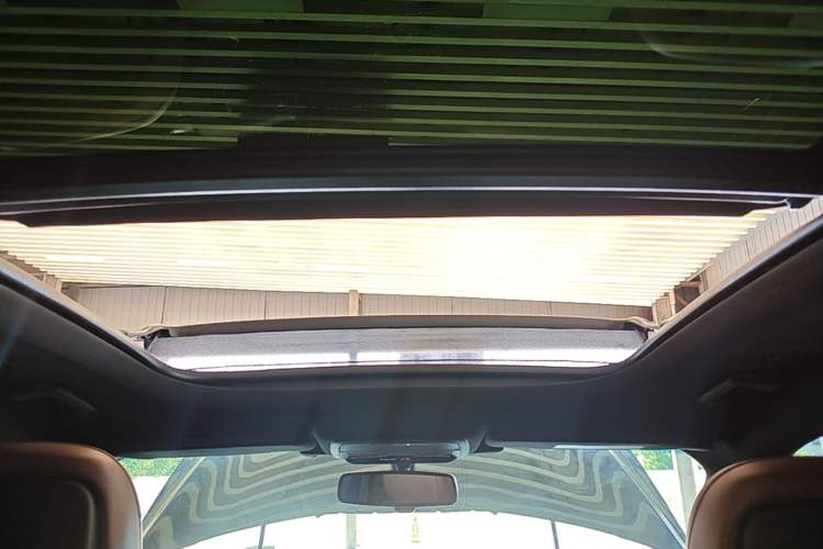 Used Lincoln Nautilus 2021 2.0T Four-Wheel Drive Luxury Edition Headliner