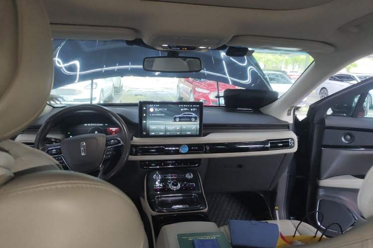 Used Lincoln Nautilus 2021 2.0T Four-Wheel Drive Luxury Edition Headliner