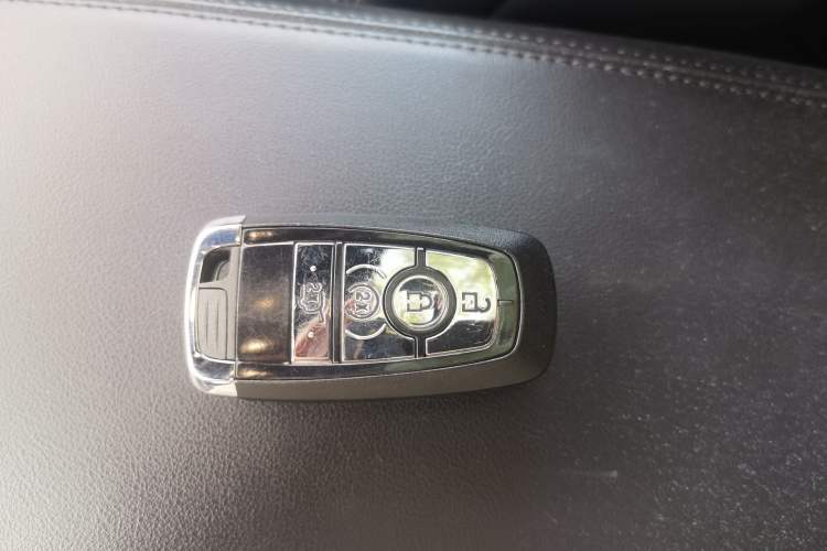 Used Lincoln Nautilus 2021 2.0T Four-Wheel Drive Luxury Edition Interior 1