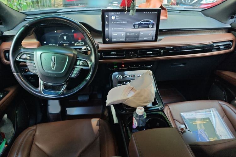 Used Lincoln Nautilus 2021 2.0T Four-Wheel Drive Luxury Edition Interior 2