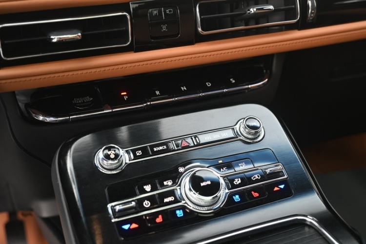 Used Lincoln Nautilus 2021 2.7T Four-Wheel Drive Prestige Edition Interior 3