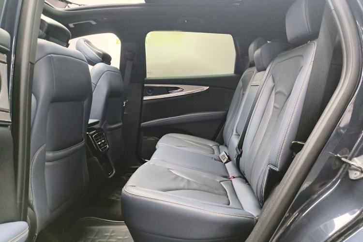 Used Lincoln Nautilus 2021 2.0T Four-Wheel Drive Luxury Edition Interior 4