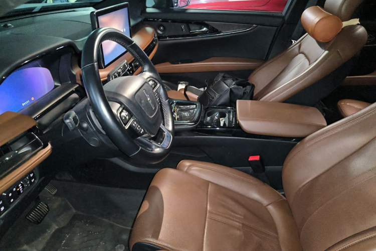 Used Lincoln Nautilus 2021 2.7T Four-Wheel Drive Prestige Edition Left Front Seat