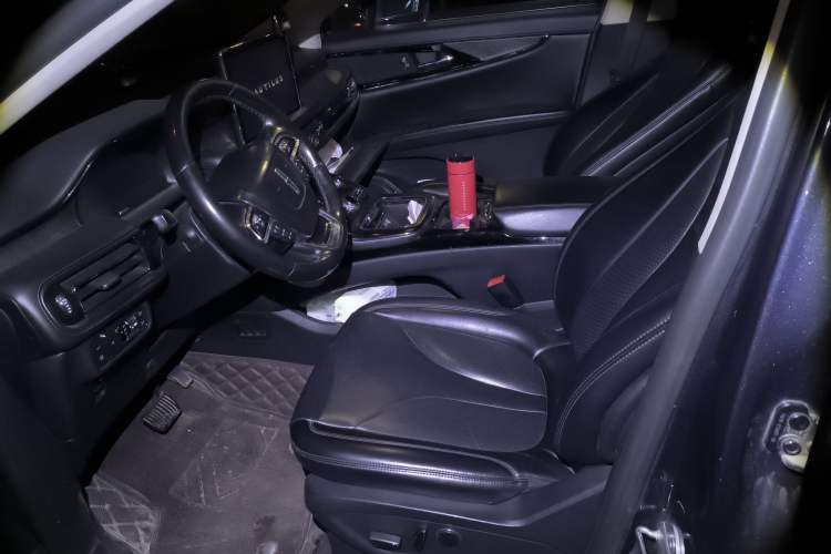 Used Lincoln Nautilus 2021 2.0T Four-Wheel Drive Luxury Edition Left Front Seat