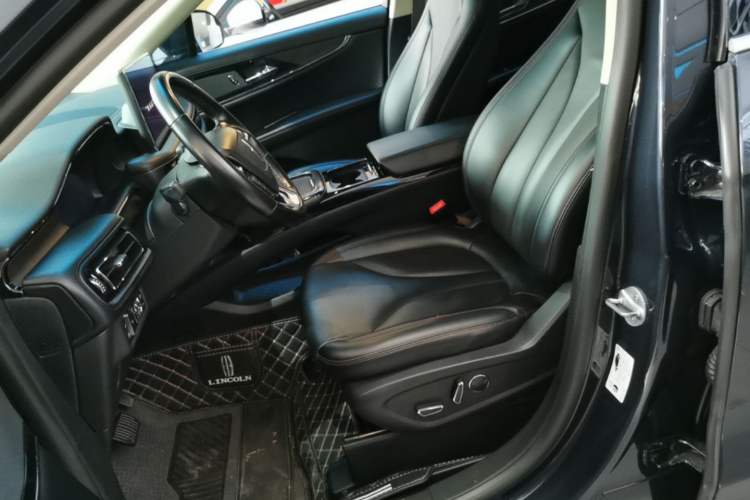 Used Lincoln Nautilus 2021 2.0T Four-Wheel Drive Luxury Edition Left Front Seat