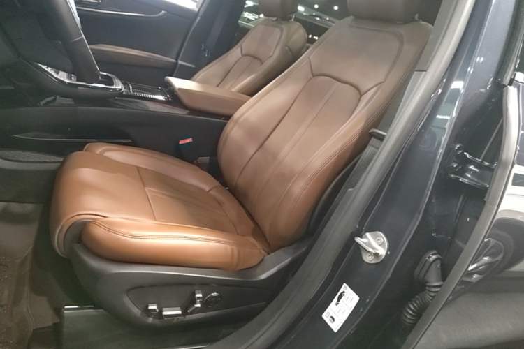 Used Lincoln Nautilus 2021 2.7T Four-Wheel Drive Prestige Edition Left Front Seat