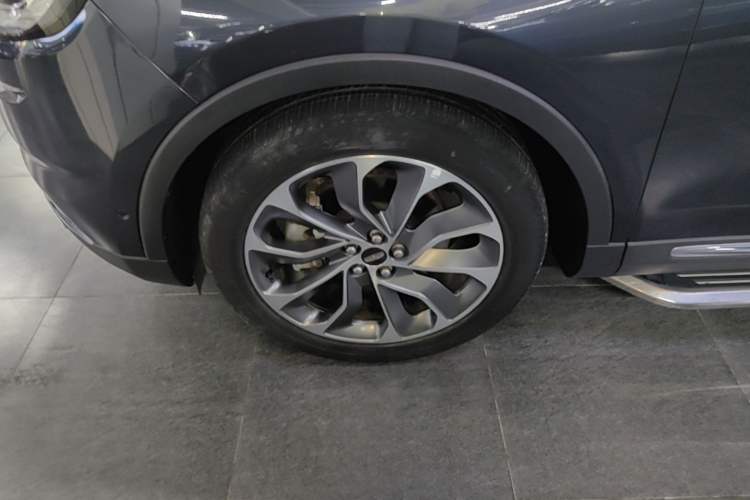 Used Lincoln Nautilus 2021 2.0T Four-Wheel Drive Luxury Edition Left Front Wheel Hub
