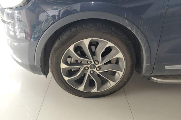 Used Lincoln Nautilus 2021 2.0T Four-Wheel Drive Luxury Edition Left Front Wheel Hub